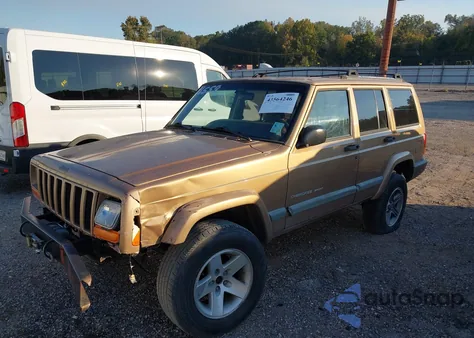 2000 Jeep Cherokee Sport from USA, damaged, VIN 1J4FT48S2YL238158